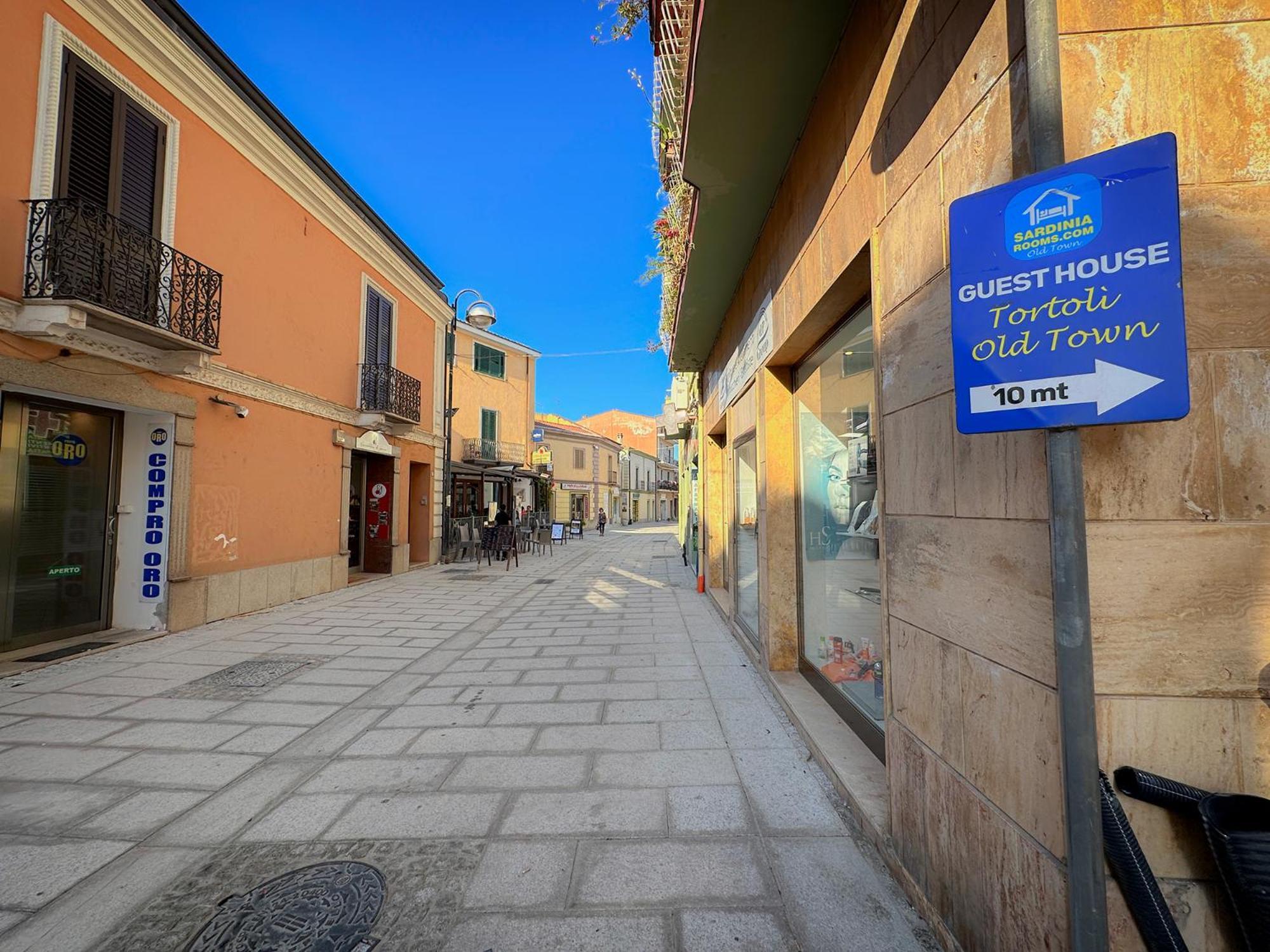 Sardiniarooms Tortoli Old Town Extérieur photo